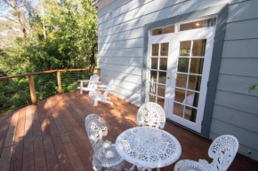 Bottlebrush Cabin, cosy private cabin in the trees Leura